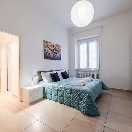 M4 - Design District - Duomo-ac-wifi * Mailand